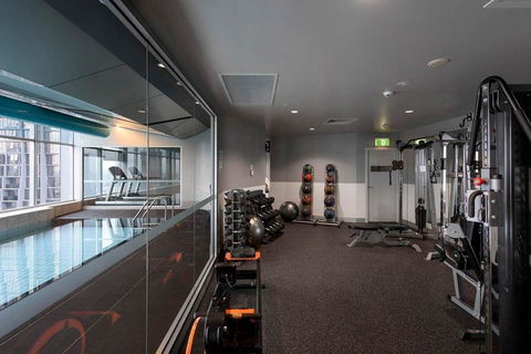Auguste, Melbourne CBD Private Accommodation With Parking - Tourism Canberra 14
