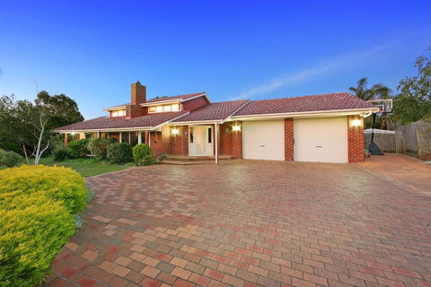 Crimea Retreat - Tourism Canberra 3