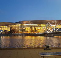 Signature Waterfront Apartments - Tourism Canberra