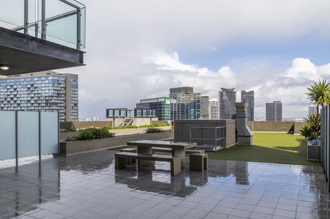 Signature Waterfront Apartments - Tourism Canberra 36