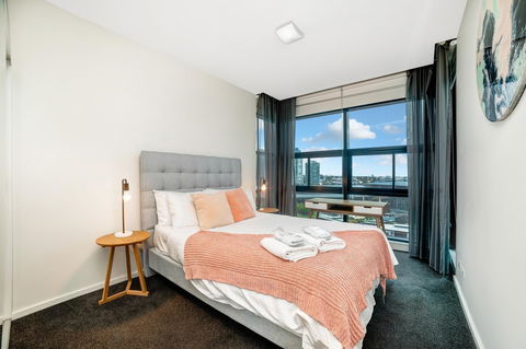 Signature Waterfront Apartments - Tourism Canberra 17