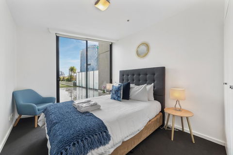 Signature Waterfront Apartments - Tourism Canberra 30
