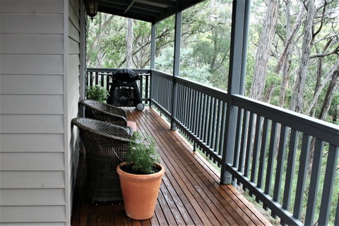 Tangenong Cottages - Tourism Canberra 18