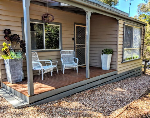 Tangenong Cottages - Tourism Canberra 2