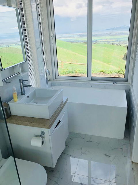 One Tree Hill Wilson Prom And Ocean Views - Tourism Canberra 38