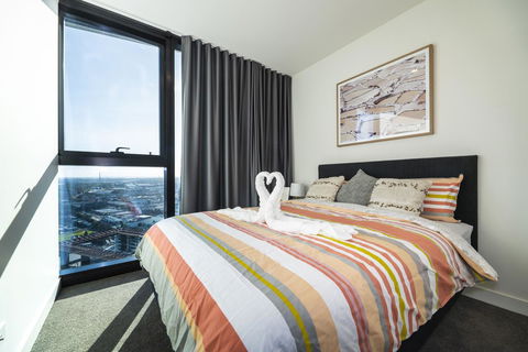 Ocean View/South-bank Premium Location 2 Bedroom Apartments - Tourism Canberra 7