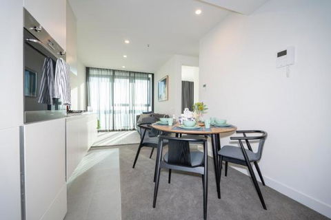 Ocean View/South-bank Premium Location 2 Bedroom Apartments - Tourism Canberra 19
