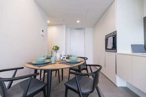 Ocean View/South-bank Premium Location 2 Bedroom Apartments - Tourism Canberra 3