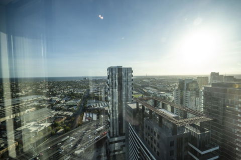 Ocean View/South-bank Premium Location 2 Bedroom Apartments - Tourism Canberra 37