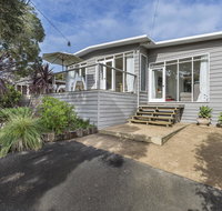 Sunset on Scott - Relax in tranquility  style - Tourism Canberra