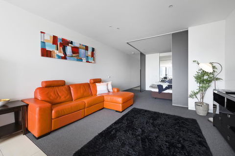Viste Della Fortuna - Rejuvenate Stays - Tourism Canberra 5