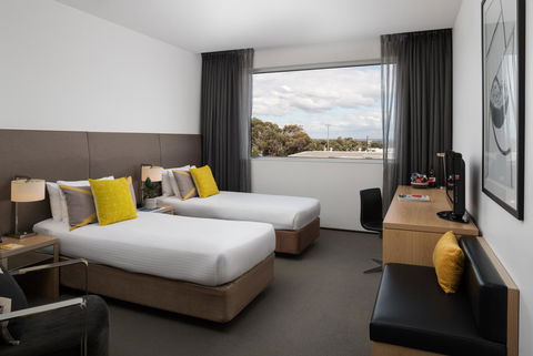 Atura Dandenong - Tourism Canberra 2