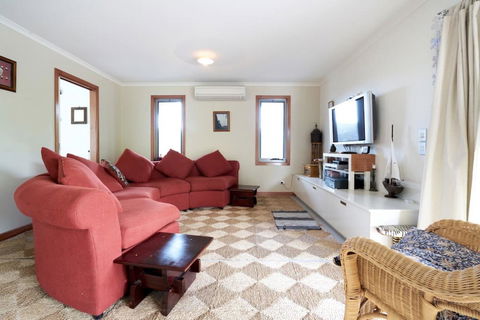 Beautiful, Cosy And Quiet - Tourism Canberra 10