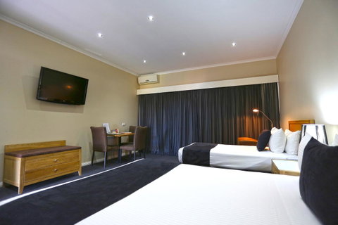 Quality Hotel Melbourne Airport - Tourism Canberra 24