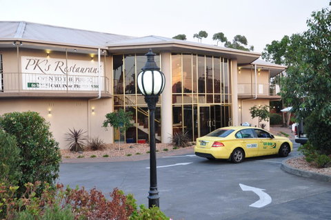 Quality Hotel Melbourne Airport - Tourism Canberra 0