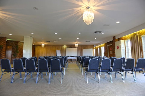 Quality Hotel Melbourne Airport - Tourism Canberra 34