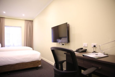 Quality Hotel Melbourne Airport - Tourism Canberra 40