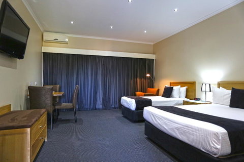 Quality Hotel Melbourne Airport - Tourism Canberra 32