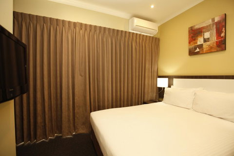 Quality Hotel Melbourne Airport - Tourism Canberra 4