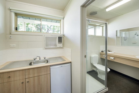 Box Hill Motel - Tourism Canberra 4