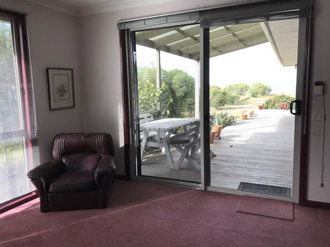 Eagle Bay Views - Tourism Canberra 7