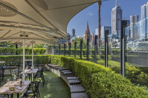 Quay West Suites Melbourne - Tourism Canberra 5