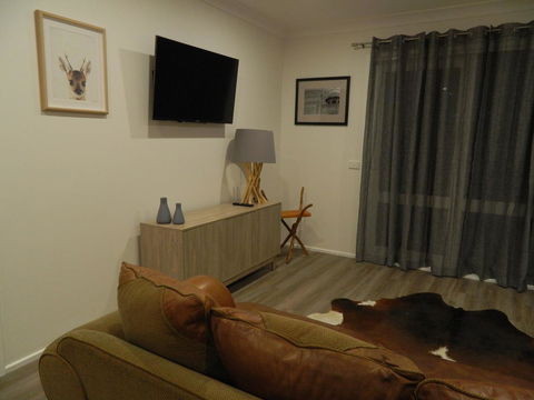 Haig Avenue - Tourism Canberra 7