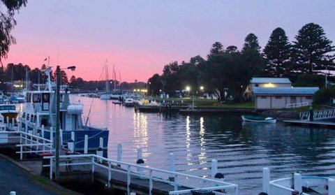 The Waterfront Apartment - Tourism Canberra 15