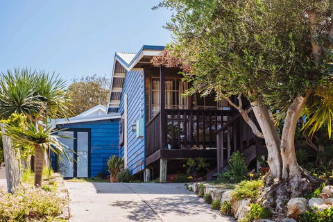 The Blue Beach House - Tourism Canberra 2