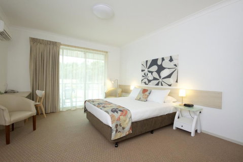 The Coast Motel - Tourism Canberra 3