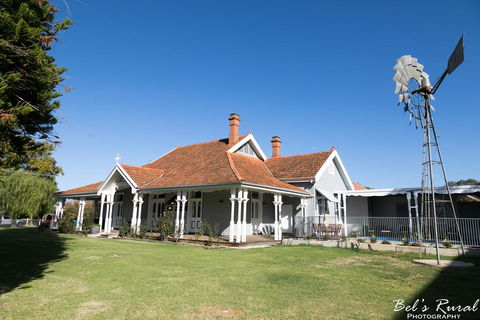The Convent Boutique Accommodation & Cafe - Tourism Canberra 0