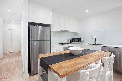The Cove - L'Abode Accommodation - Tourism Canberra 3