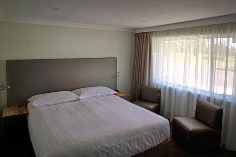 The Duck Inn Apartments - Tourism Canberra 2
