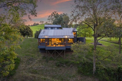 The Edge Villa - Tourism Canberra 1
