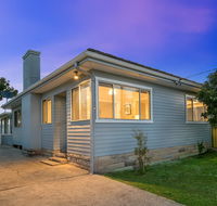 The Entrance North Lakeside Cottage - Tourism Canberra