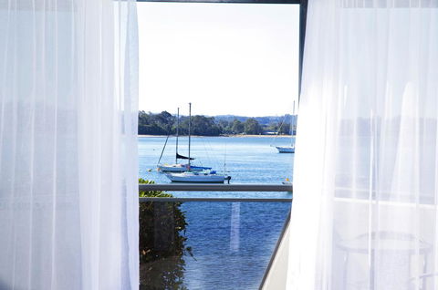 The Esplanade Motel - Tourism Canberra 1