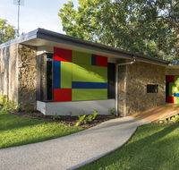 The Feathered Nest - Luxury Wildlife Retreat - Tourism Canberra