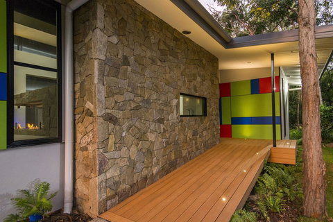 The Feathered Nest - Luxury Wildlife Retreat - Tourism Canberra 3