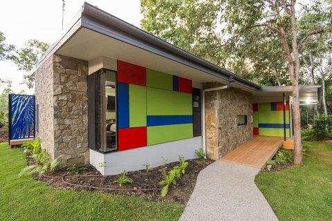 The Feathered Nest - Luxury Wildlife Retreat - Tourism Canberra 1