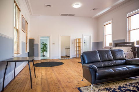The Federal Boutique Hotel - Tourism Canberra 1