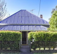The Grey House - Tourism Canberra