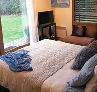 The Gurdies Room with Amazing Sunset Views - Tourism Canberra