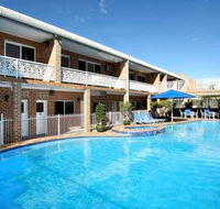 The Hermitage Motel - Campbelltown - Tourism Canberra