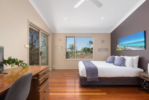 The Richmond Beach Villa - Tourism Canberra 1