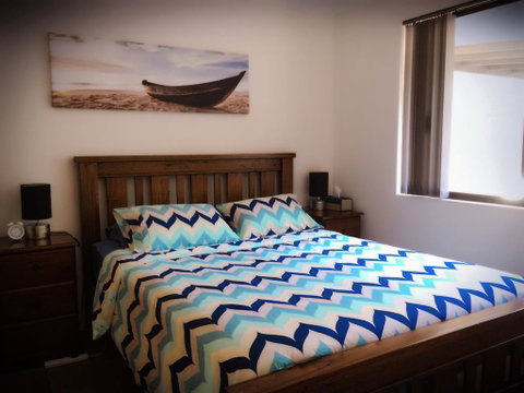 The Royal Dolphin Holiday Home - Tourism Canberra 1