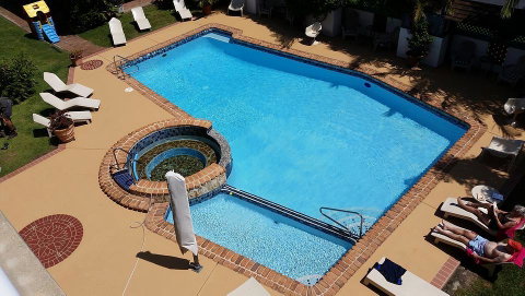 The Tahitian Holiday Apartments - Tourism Canberra 3