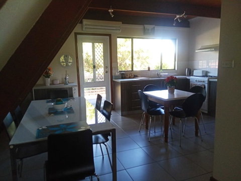 The Treehouse Mandurah - Tourism Canberra 3