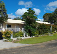 Tinaroo Sunset Retreat - Tourism Canberra