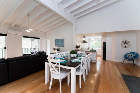 Toorongo River Chalets - Tourism Canberra 0