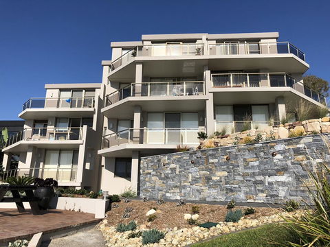 Toowoon Bay Beachfront Apartment - Tourism Canberra 2